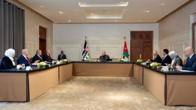 الجراح أمام الملك