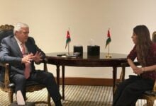 وزير العمل ونظيرته الفلسطينية