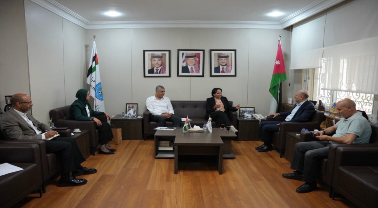 الشبلي ووزيرة التنمية الاجتماعية الفلسطينية يبحثان تعزيز الدعم الإنساني