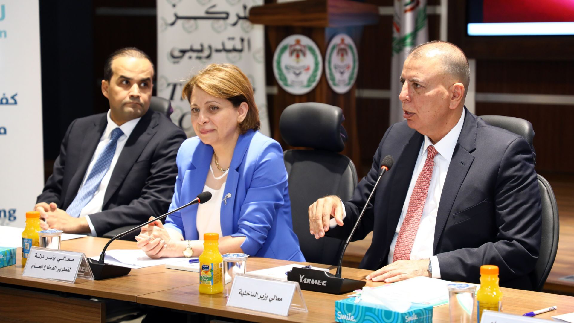 وزيرا الداخلية وتطوير القطاع العام