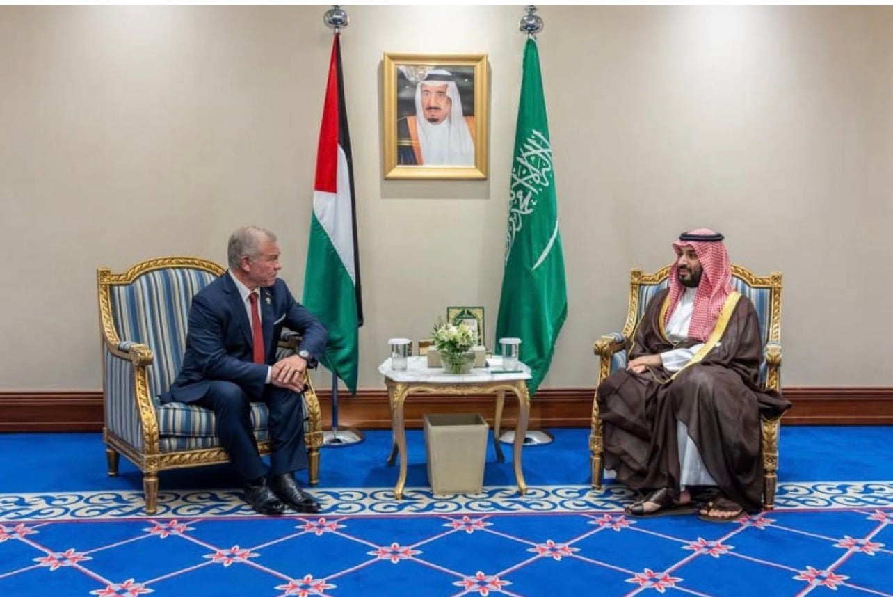 الملك عبدالله الثاني والأمير محمد بن سلمان ولي العهد رئيس مجلس الوزراء السعودي